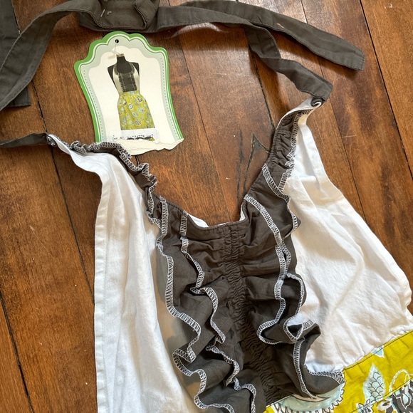 Kitchen apron - Picture 2 of 3